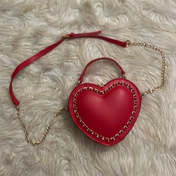 COPY - Red Heart Purse - Picture 1 of 3